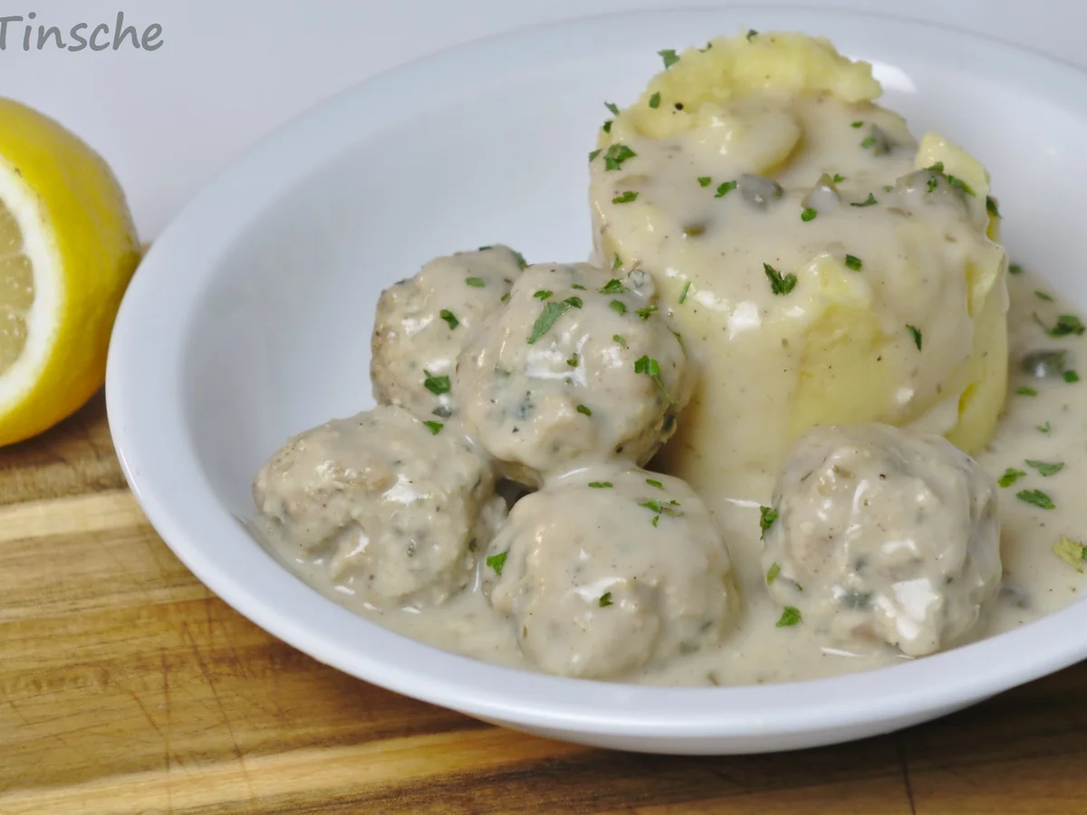 Königsberger Klopse  aus Hähnchen - Rezept - Bild Nr. 15179