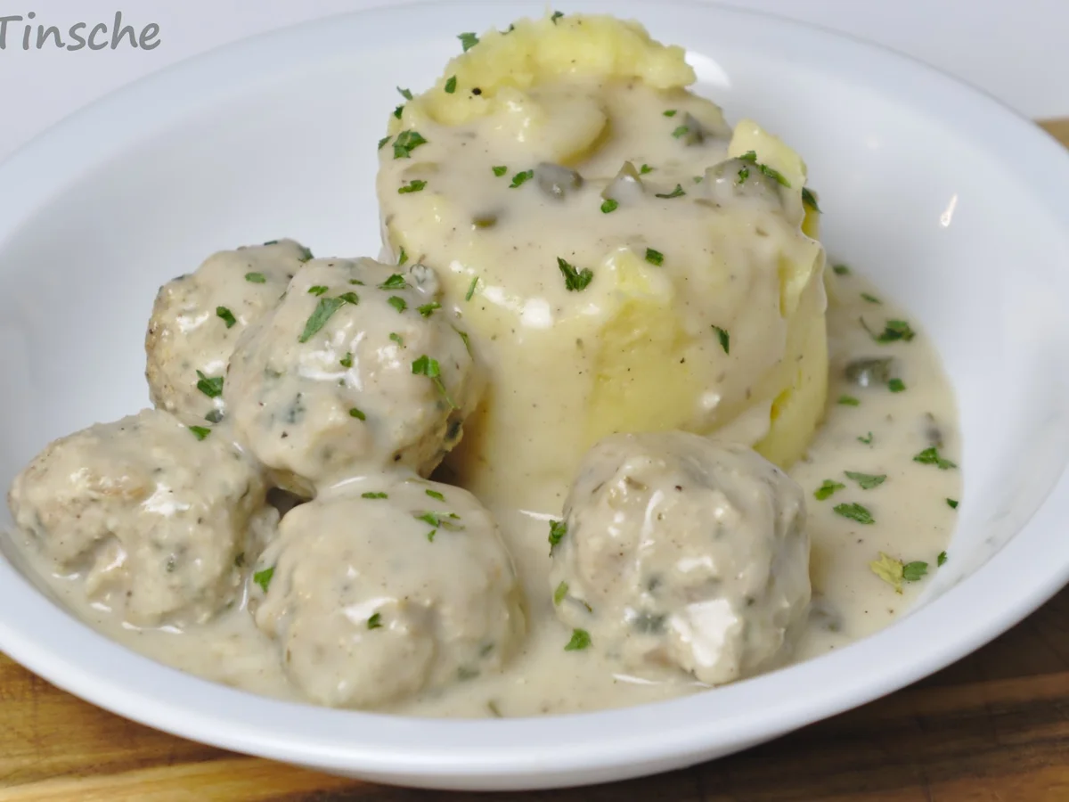 Königsberger Klopse  aus Hähnchen - Rezept - Bild Nr. 15180