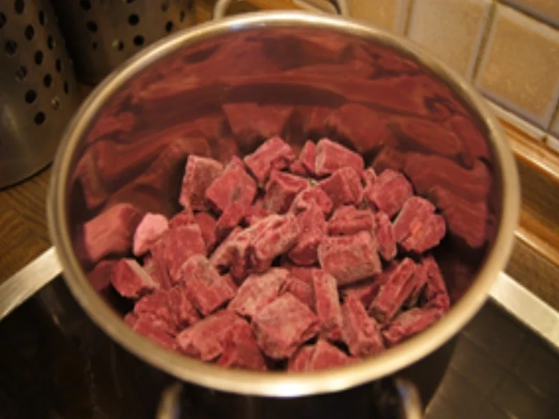 Rezept: Gänsekeule mit Böhmischen Knödeln, Gemüsecreme und Apfelrotkohl Bild Nr. 15247 Gänsekeule mit Böhmischen Knödeln, Gemüsecreme und Apfelrotkohl - Rezept - Bild Nr. 15247