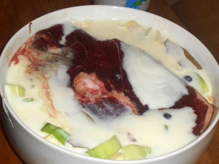 Rezept: Wildschweinbraten ostpreußisch mit Waldpilzen - kulinarische Weltreise Bild Nr. 15241 Wildschweinbraten ostpreußisch mit Waldpilzen - kulinarische Weltreise - Rezept - Bild Nr. 15241