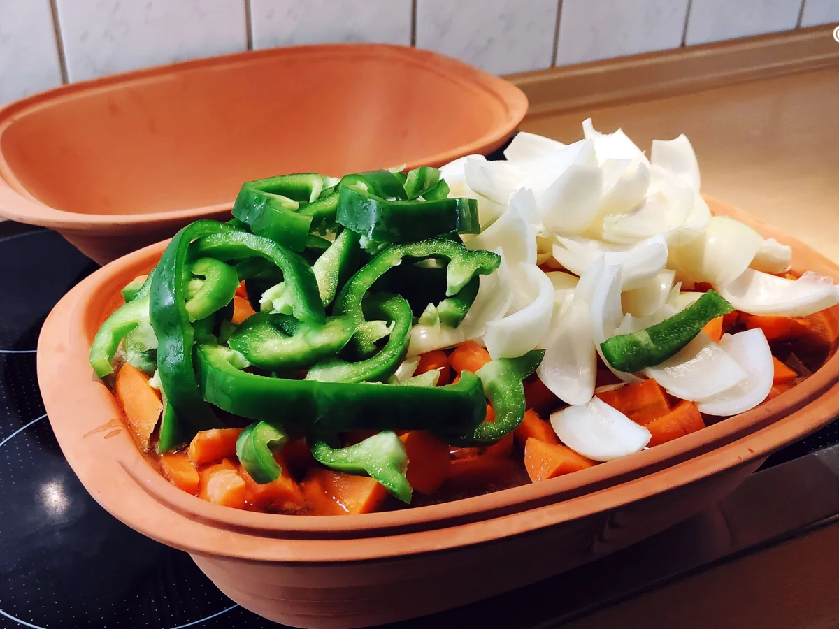 Rezept: Todeseintopf im Römertopf Bild Nr. 15259 Todeseintopf im Römertopf - Rezept - Bild Nr. 15259