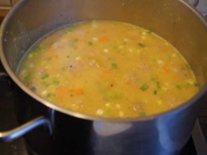 Kartoffel-Gemüse-Eintopf mit Mettbällchen - Rezept - Bild Nr. 15252