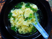 Schnelle Eierblumensuppe mit Kailan - Rezept - Bild Nr. 3