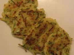 Rezept: Frittierte Zucchini Küchlein Frittierte Zucchini Küchlein - Rezept