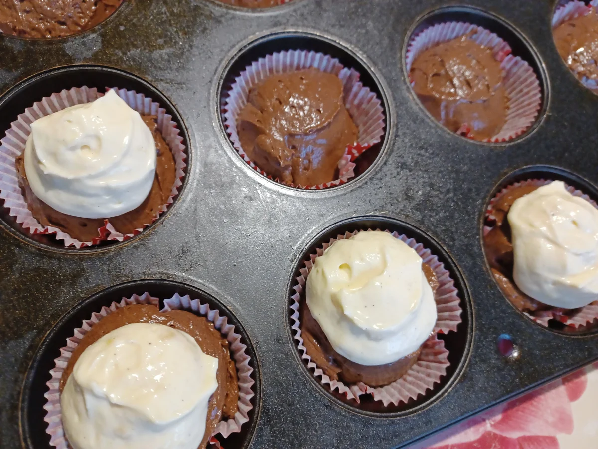 Rezept: Schokoladen - Käsekuchen - Muffin Bild Nr. 15262 Schokoladen - Käsekuchen - Muffin - Rezept - Bild Nr. 15262