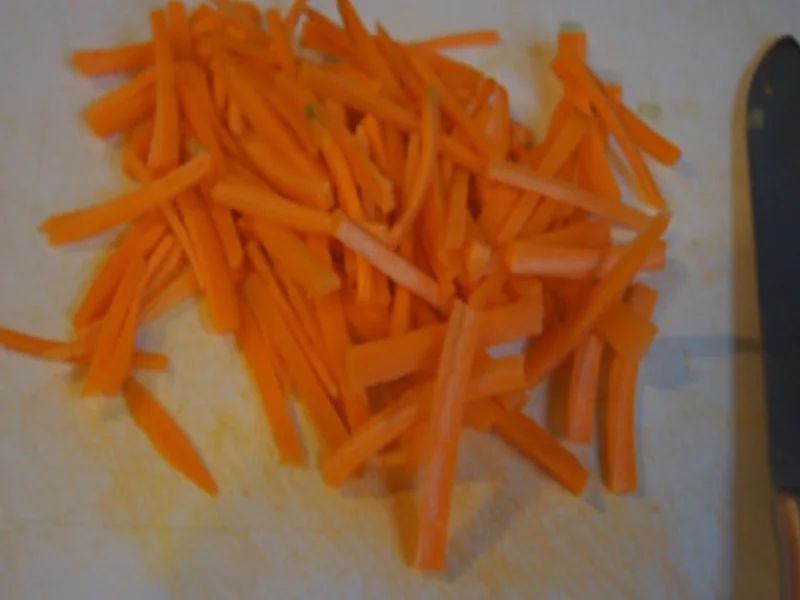 Mie-Nudeln mit Gemüse und gekochten Schinken - Rezept - Bild Nr. 8