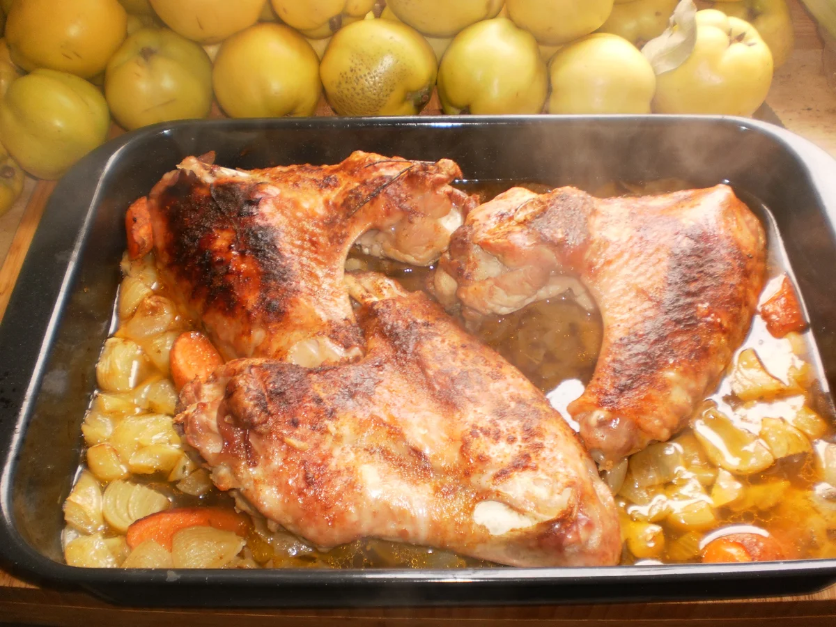 Putenflügel gebraten mit Knödel und Soß - Rezept - Bild Nr. 15263