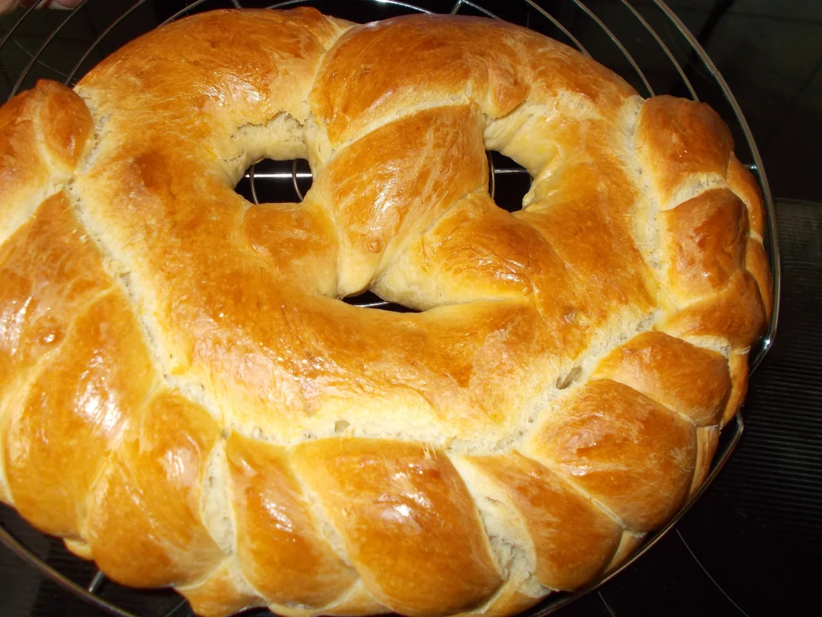 Rezept: NEUJAHRSBREZEL Bild Nr. 15262 NEUJAHRSBREZEL - Rezept - Bild Nr. 15262