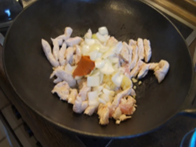 Rezept: Rotes Putenfleischcurry mit gelben Basmatireis Bild Nr. 14 Rotes Putenfleischcurry mit gelben Basmatireis - Rezept - Bild Nr. 14