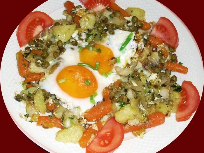 Gemüse - Fischpfanne mit Spiegelei - zur kochbar Challenge Januar 2022 - Rezept - Bild Nr. 15277