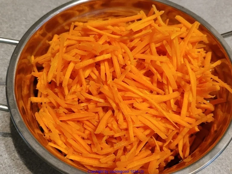 Rezept: Biggi`s Karotten - Tomatenmark - Kräuter Aufstrich Bild Nr. 15281 Biggi`s Karotten - Tomatenmark - Kräuter Aufstrich - Rezept - Bild Nr. 15281