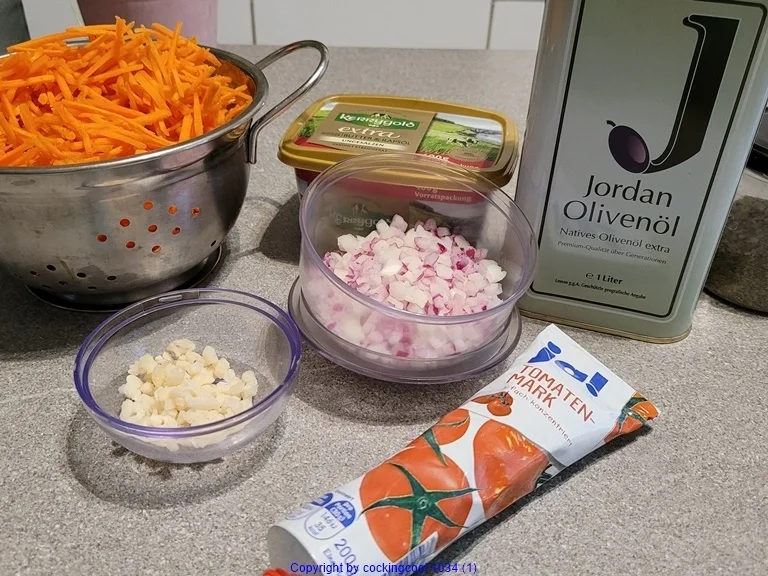 Rezept: Biggi`s Karotten - Tomatenmark - Kräuter Aufstrich Bild Nr. 15282 Biggi`s Karotten - Tomatenmark - Kräuter Aufstrich - Rezept - Bild Nr. 15282