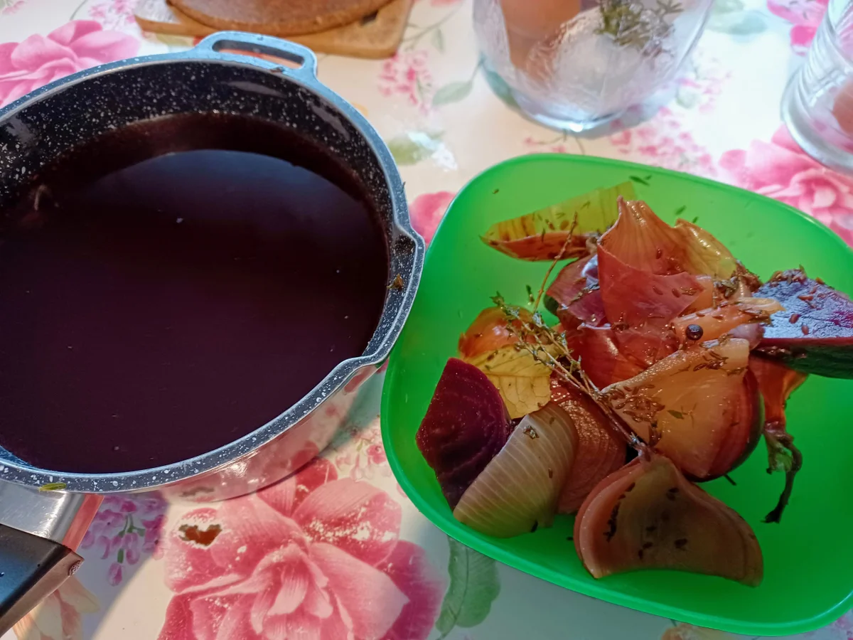 Soleier mit Roter Beete - Rezept - Bild Nr. 15300