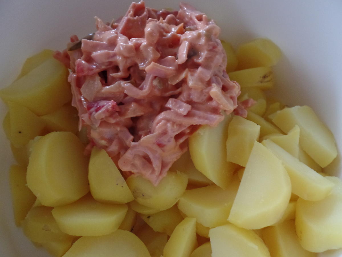 Pikanter Kartoffelsalat mit Würstchen - einfach - von Sheeva1960