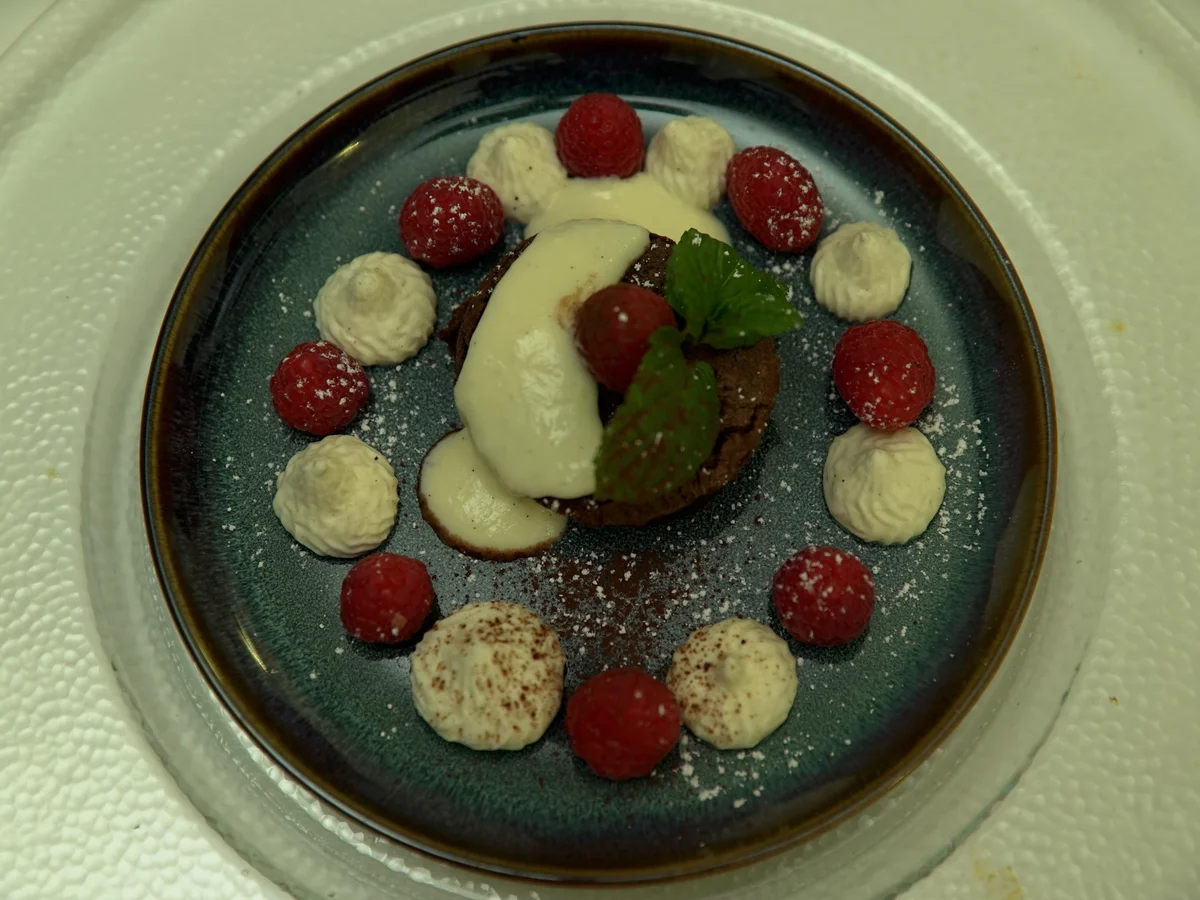 Vanillesoße Küsst Schokoküchlein - Rezept - Bild Nr. 2