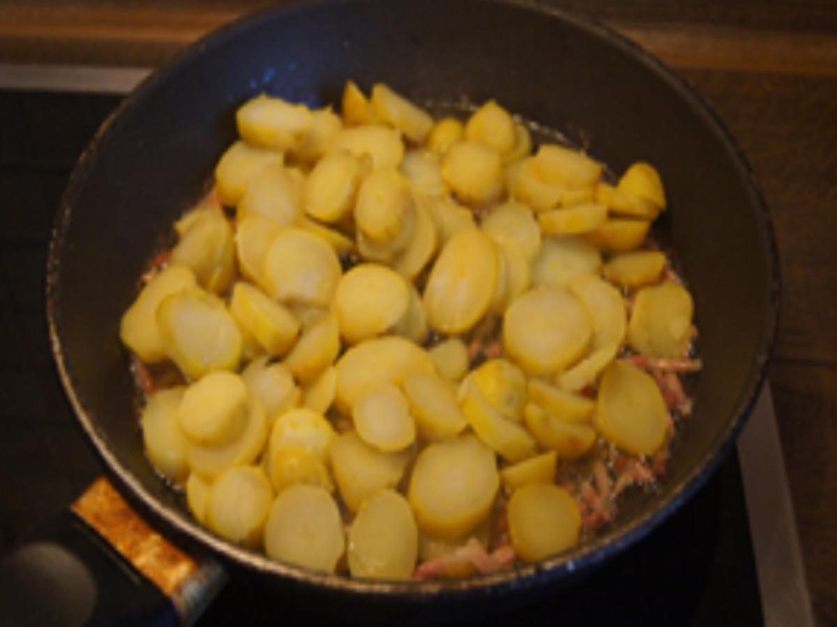 Schlemmerfilet mit Rote Bete Salat und herzhaften Bratkartoffeln - Rezept - Bild Nr. 21