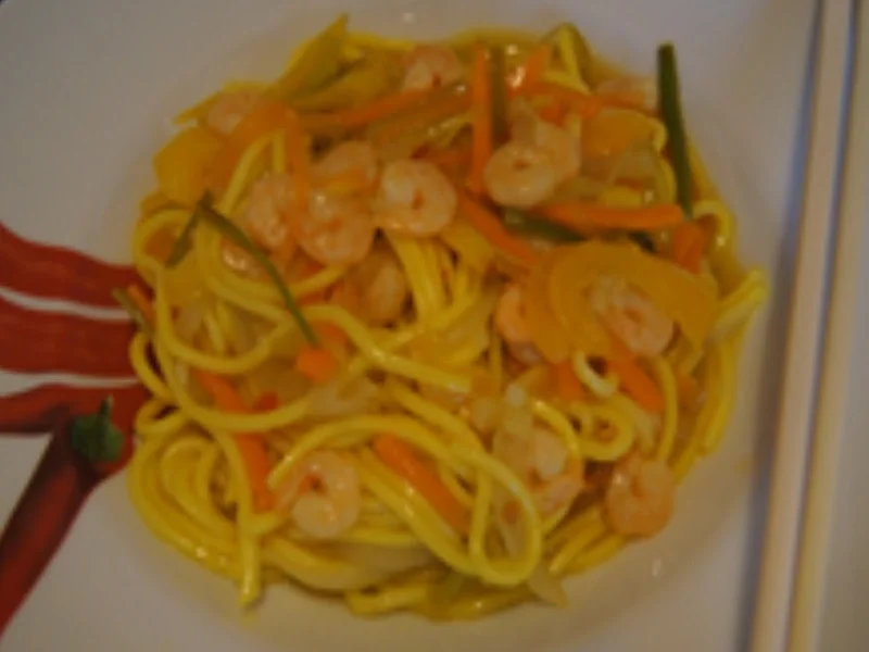 Bami Goreng mit Garnelen und Gemüsemix - Rezept - Bild Nr. 2