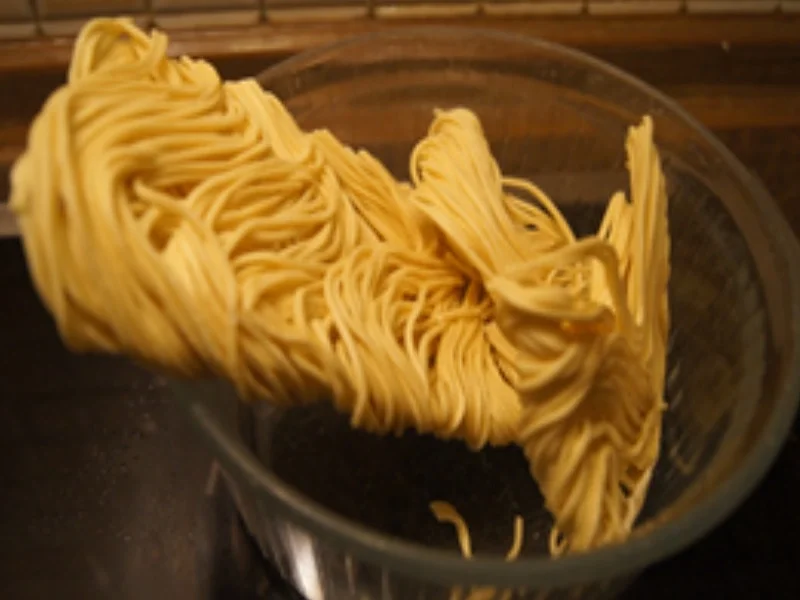 Bami Goreng mit Garnelen und Gemüsemix - Rezept - Bild Nr. 3