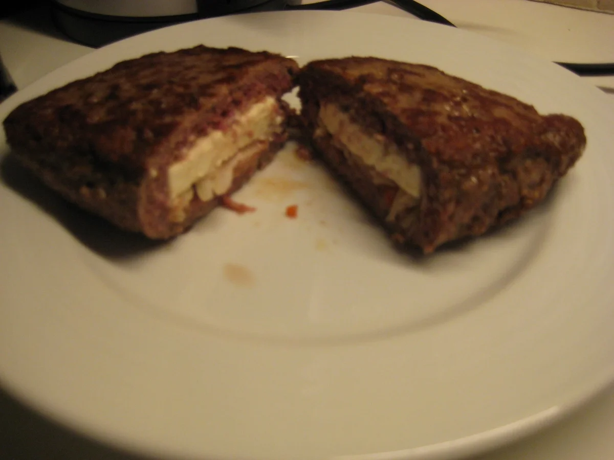 Bifteki à la Stefan - Rezept - Bild Nr. 15301