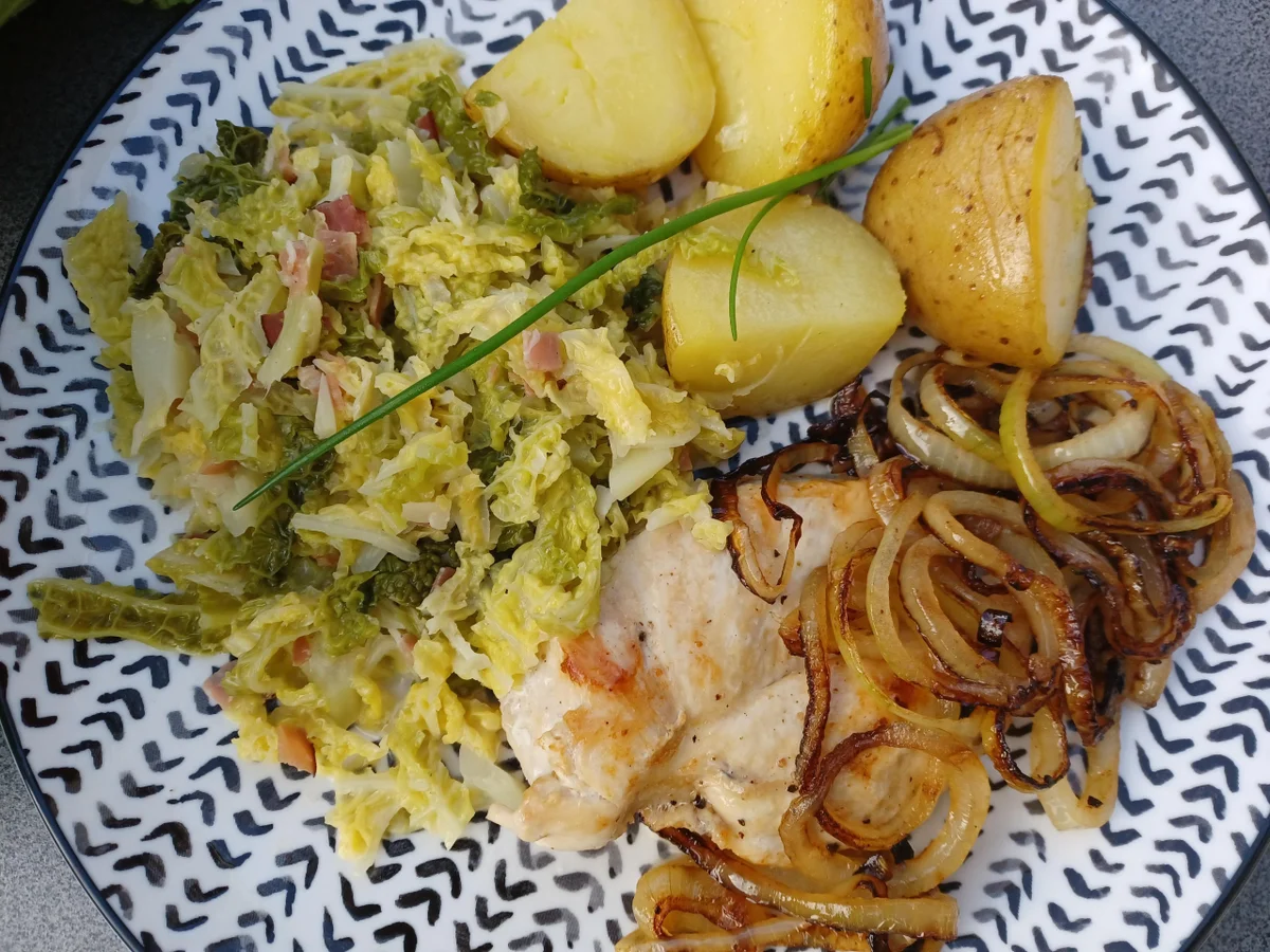 Hähnchensteak mit Rahmwirsing - Rezept - Bild Nr. 15297