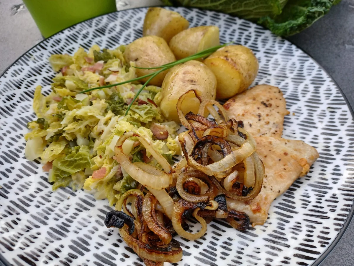 Hähnchensteak mit Rahmwirsing - Rezept - Bild Nr. 15308