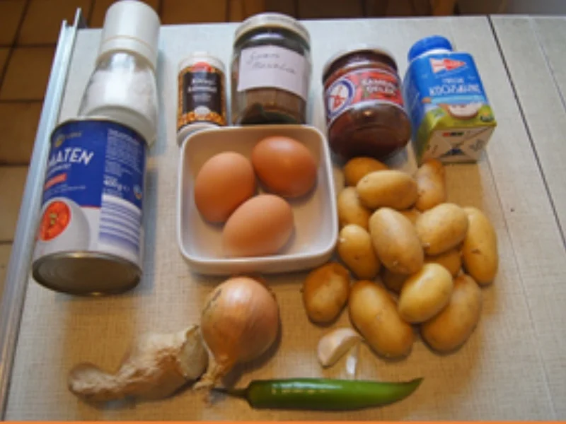 Eiercurry mit Tomaten und Kümmel-Drillingen - Rezept - Bild Nr. 15297