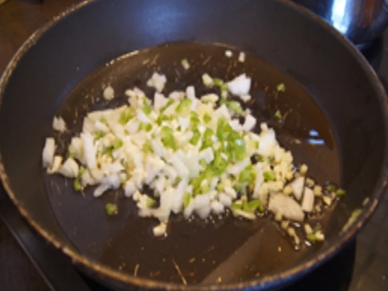 Eiercurry mit Tomaten und Kümmel-Drillingen - Rezept - Bild Nr. 15300