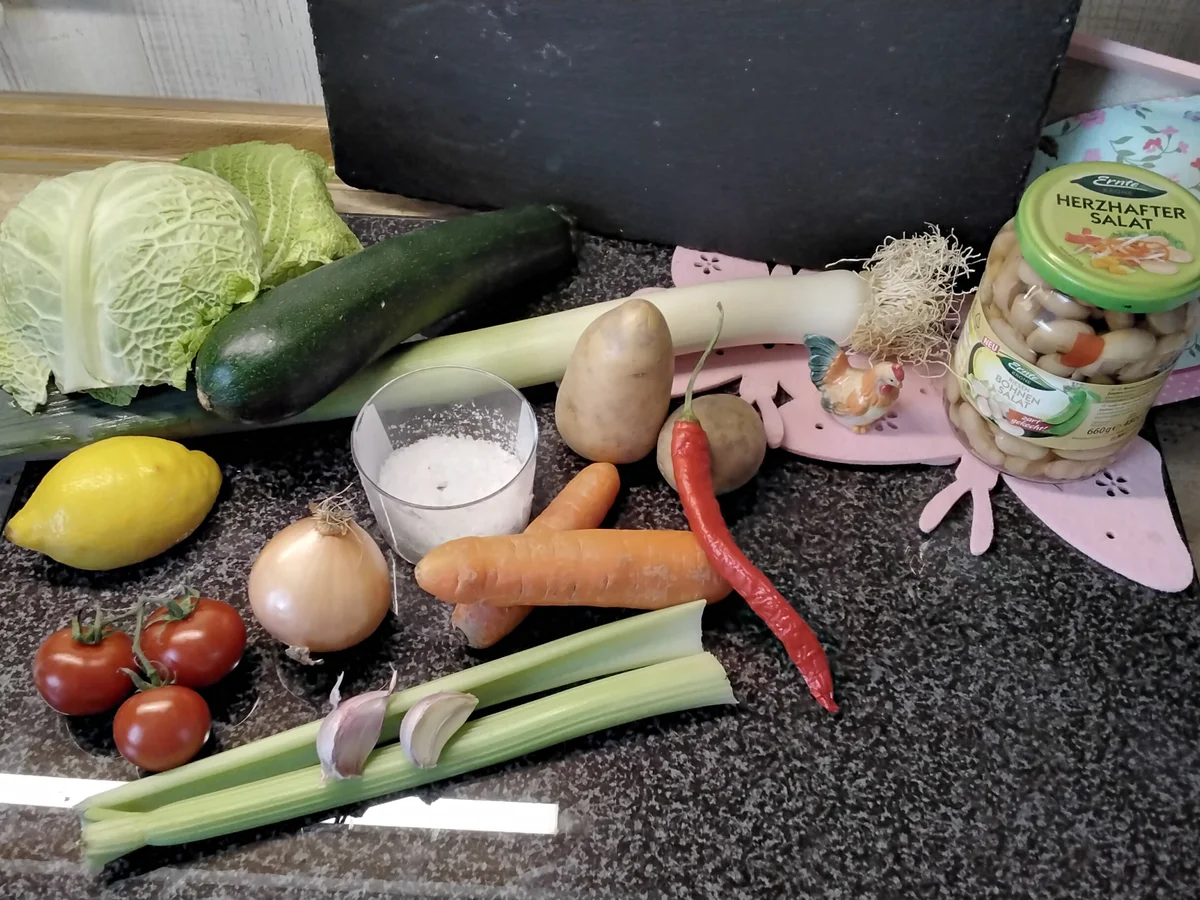 Suppe zur kochbar Challenge Januar 2022 - Rezept - Bild Nr. 15303