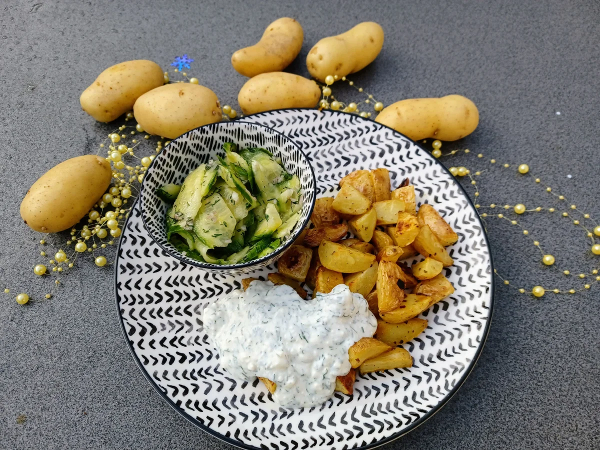 Rezept: Ofenkartoffeln mit Dip zur kochbar Challenge Januar 2022 Bild Nr. 15296 Ofenkartoffeln mit Dip zur kochbar Challenge Januar 2022 - Rezept - Bild Nr. 15296