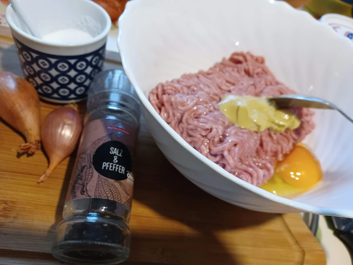 Stielmus mit Hackbällchen - Rezept - Bild Nr. 8