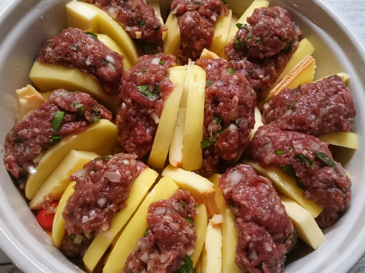 Gemüseragout mit gefüllten Kartoffeln - Rezept - Bild Nr. 15341