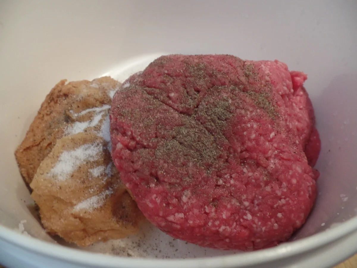 Rezept: Hackbällchen in Currysauce Bild Nr. 15325 Hackbällchen in Currysauce - Rezept - Bild Nr. 15325