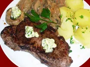 Rumpsteak mit pikanten Champignons - Rezept - Bild Nr. 2