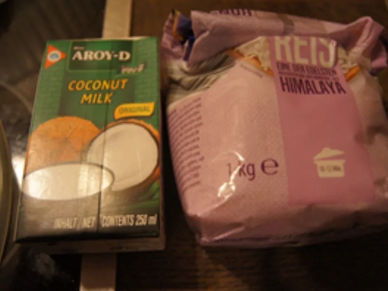 Rezept: Thailändisches gelbes Curry mit Shrimps und Basmatireis Bild Nr. 15328 Thailändisches gelbes Curry mit Shrimps und Basmatireis - Rezept - Bild Nr. 15328