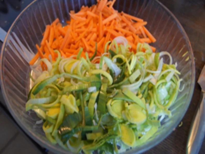 Frittierter Tofu mit Mie-Bratnudeln - Rezept - Bild Nr. 15340