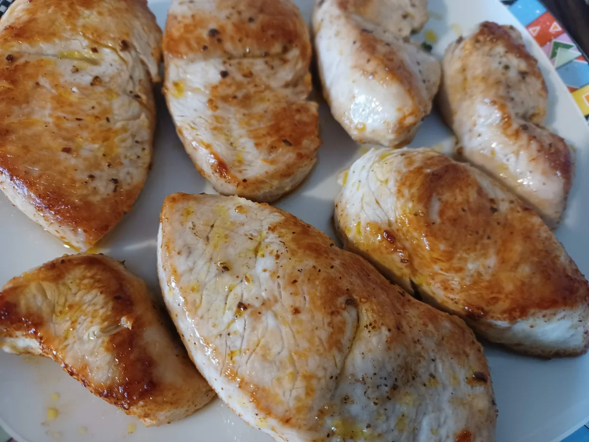 Rezept: Minutensteaks von der Pute in Sahnesoße Bild Nr. 15331 Minutensteaks von der Pute in Sahnesoße - Rezept - Bild Nr. 15331