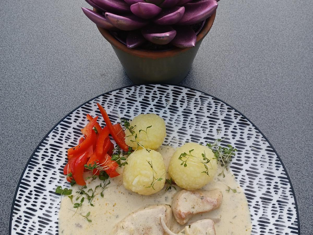 Minutensteaks von der Pute in Sahnesoße - Rezept - kochbar.de