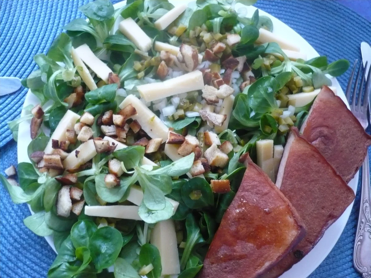 Rezept: Bayrischer Feldsalat Bild Nr. 2 Bayrischer Feldsalat - Rezept - Bild Nr. 2