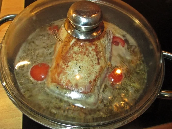 Schweinerücken mit Zwiebel-Bacon-Füllung - Rezept - Bild Nr. 15352