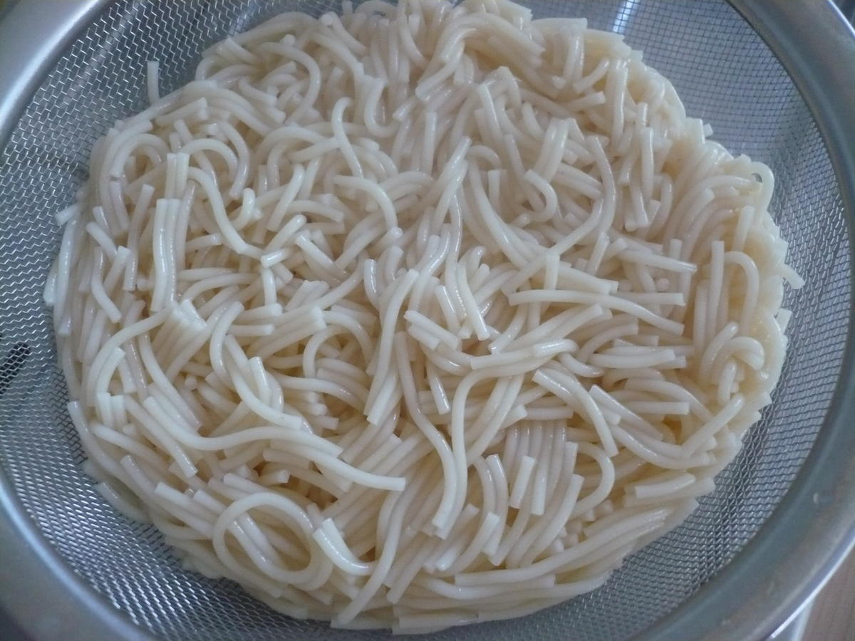 Schinken- Nudeln mit Käsesoße - einfach - von rollimops