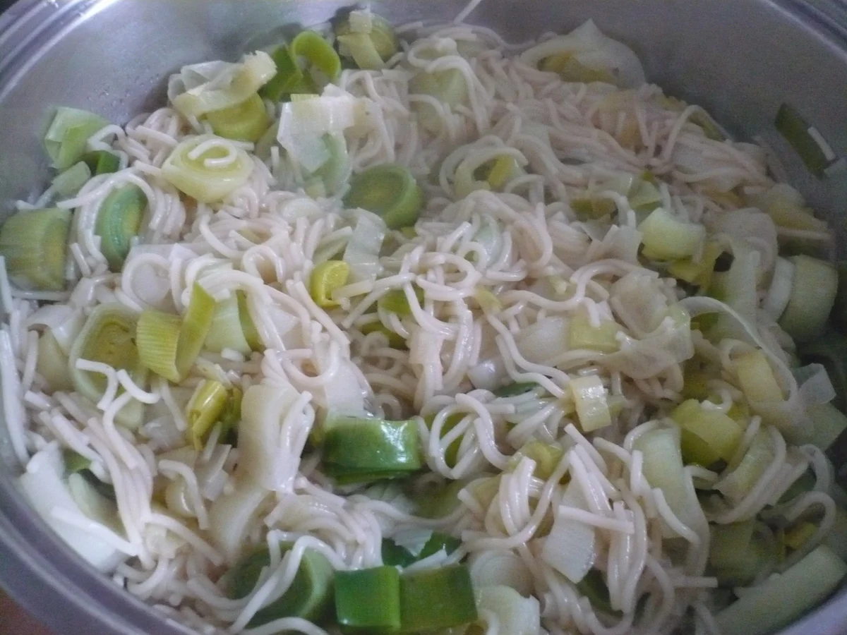 Schinken- Nudeln mit Käsesoße - Rezept - Bild Nr. 7