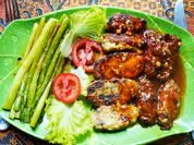 Hühnerflügel mit gebratenen Serviettenknödel und Spargel - Rezept - Bild Nr. 15353