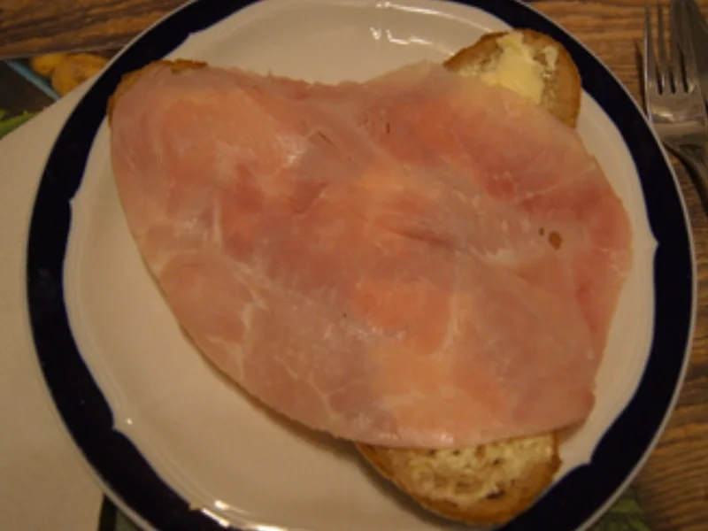 Bauernbrot mit Schinken und Spiegelei - Rezept - Bild Nr. 5