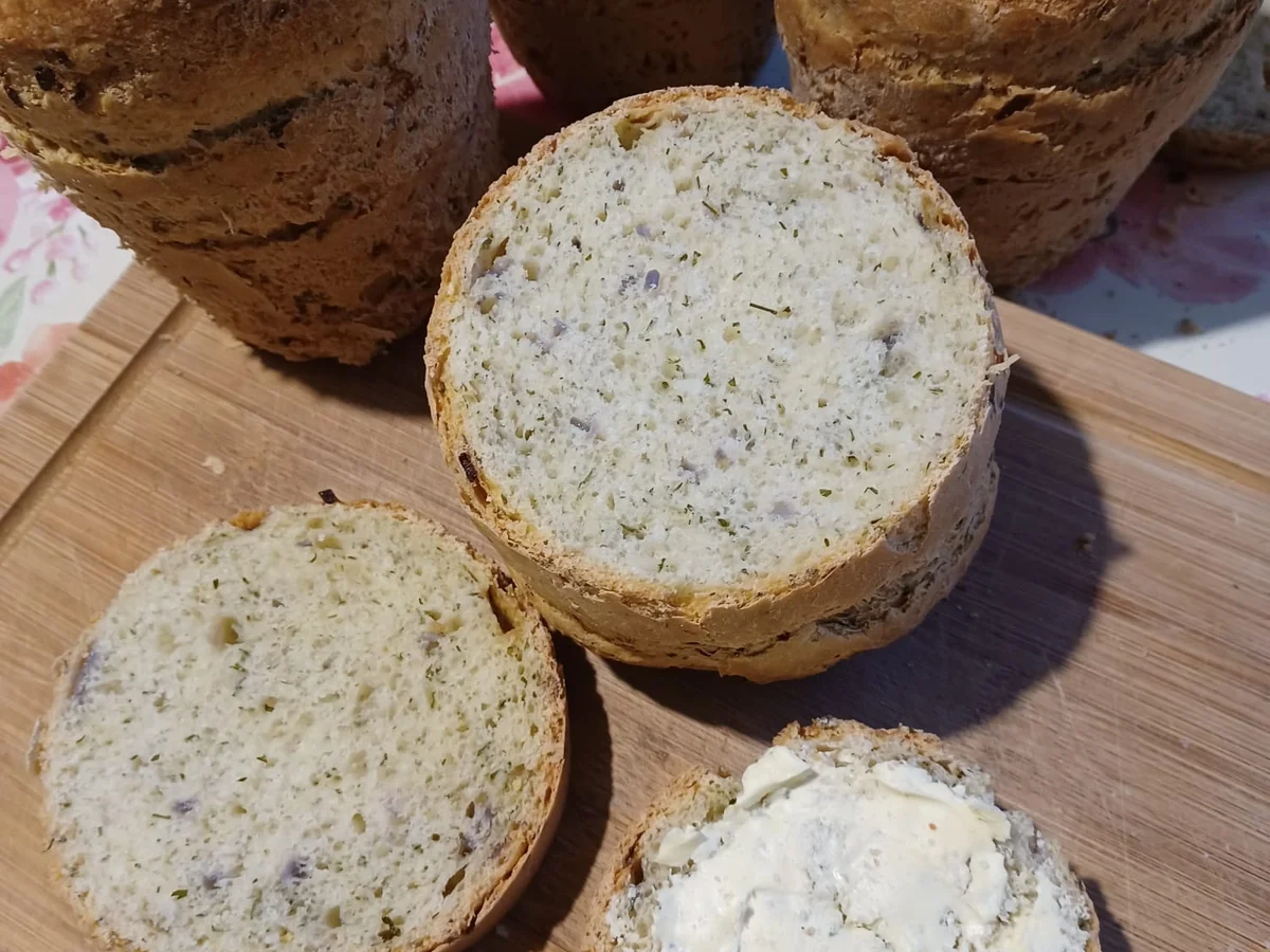 Rezept: Kräuterbrot im Blumentopf Bild Nr. 3 Kräuterbrot im Blumentopf - Rezept - Bild Nr. 3