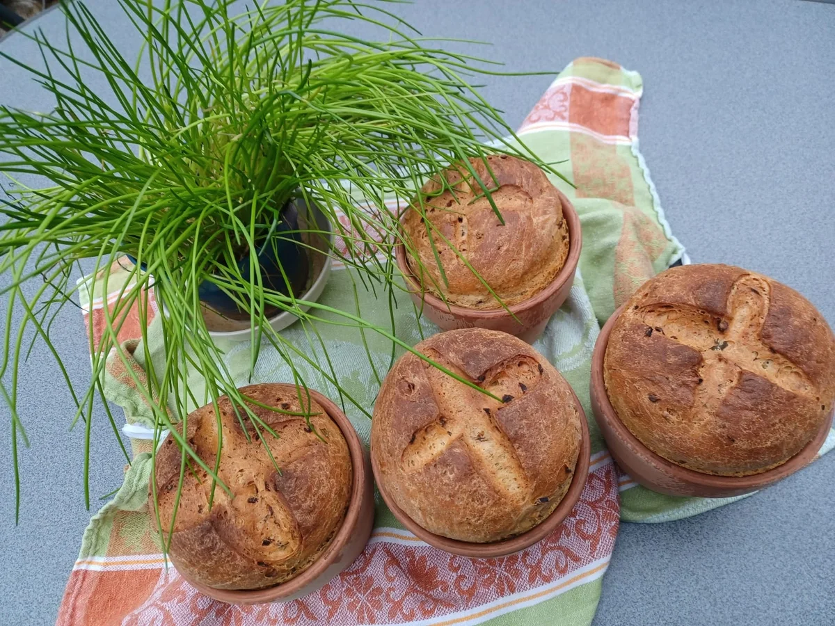 Rezept: Kräuterbrot im Blumentopf Bild Nr. 15388 Kräuterbrot im Blumentopf - Rezept - Bild Nr. 15388