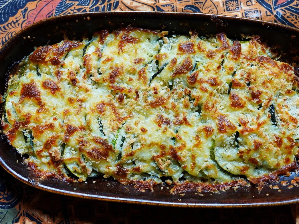 Rezept: Dorade mit Zucchinigratin kulinarische Weltreise 02/22 Bild Nr. 15379 Dorade mit Zucchinigratin kulinarische Weltreise 02/22 - Rezept - Bild Nr. 15379
