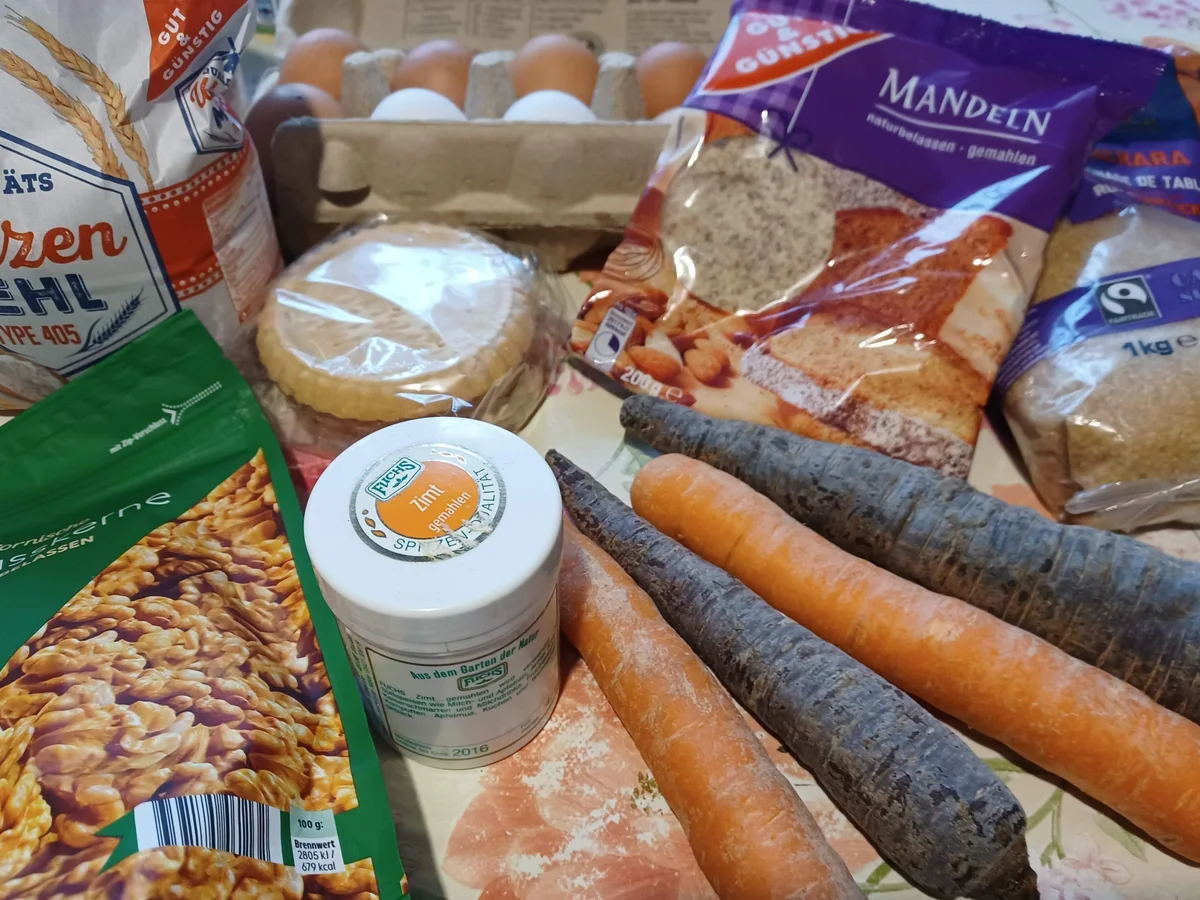 Möhren - Nuss - Kuchen - Rezept - Bild Nr. 15379