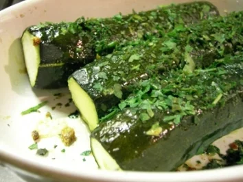 Rezept: Als ganzes gebackene Zucchini Als ganzes gebackene Zucchini - Rezept