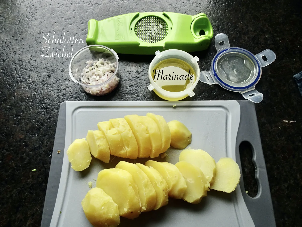 Rezept: Eingebrannte Erdäpfel mit Kohlsprossen - ein altes Bergbauernrezept Bild Nr. 15390 Eingebrannte Erdäpfel mit Kohlsprossen - ein altes Bergbauernrezept - Rezept - Bild Nr. 15390