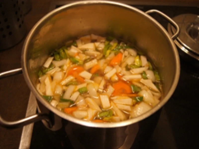 Rindfleischsuppe mit Schnittnudeln - Rezept - Bild Nr. 8